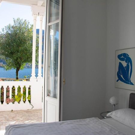 Residence Ville Lago Lugano Порто Черезио Екстериор снимка
