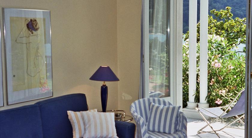 Residence Ville Lago Lugano Порто Черезио Стая снимка