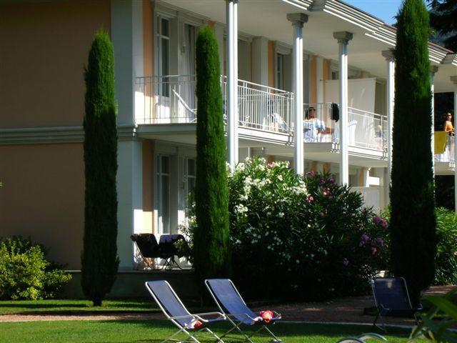 Residence Ville Lago Lugano Порто Черезио Екстериор снимка