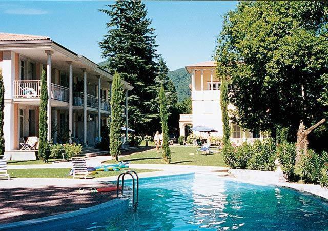 Residence Ville Lago Lugano Порто Черезио Екстериор снимка